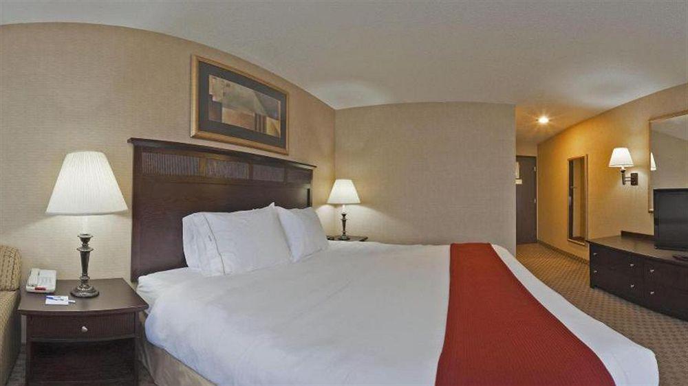 Hotel Holiday Express Riverfront-davenport By Ihg