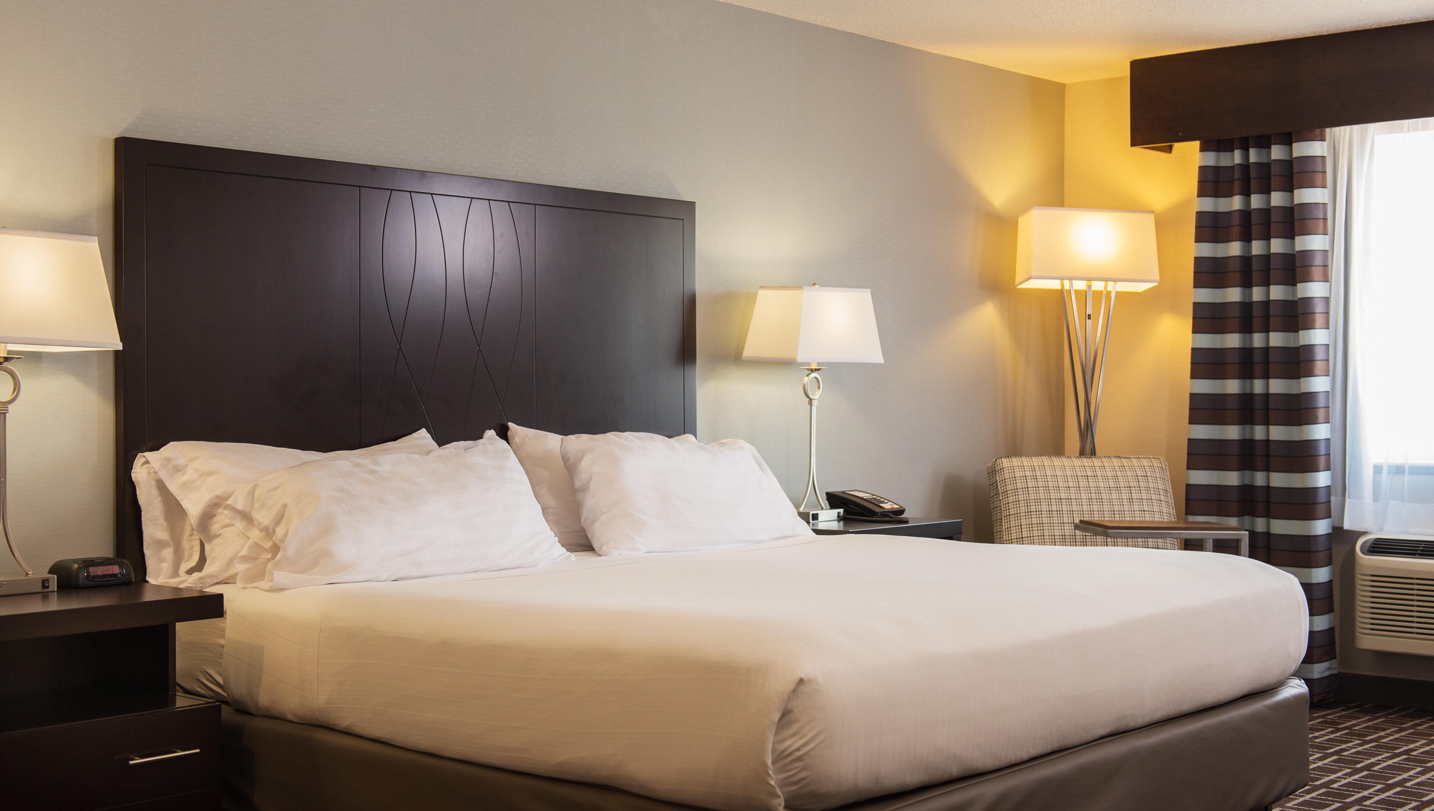 Hotel Express Riverfront-davenport By Ihg