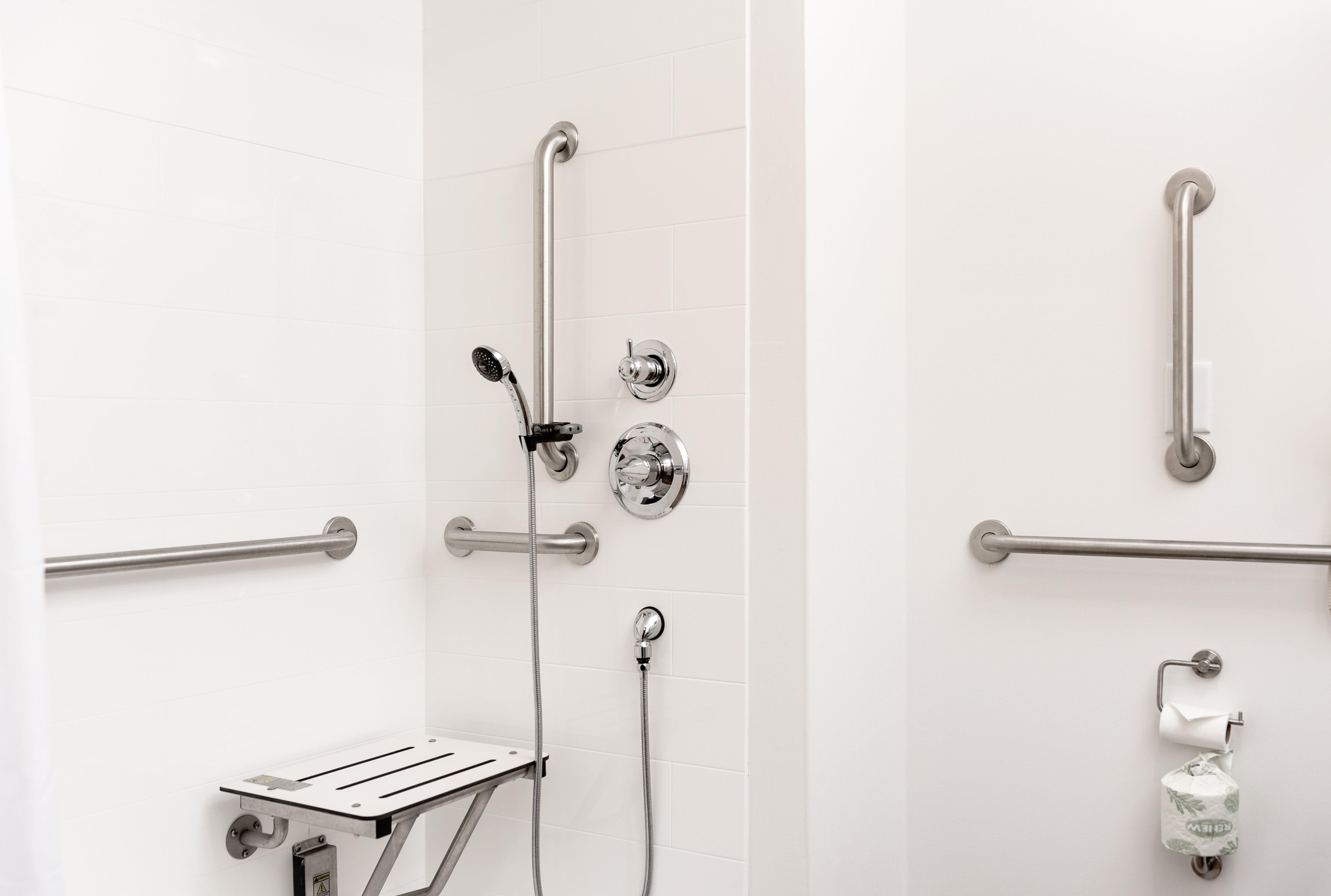 Express Riverfront-davenport By Ihg Hotel