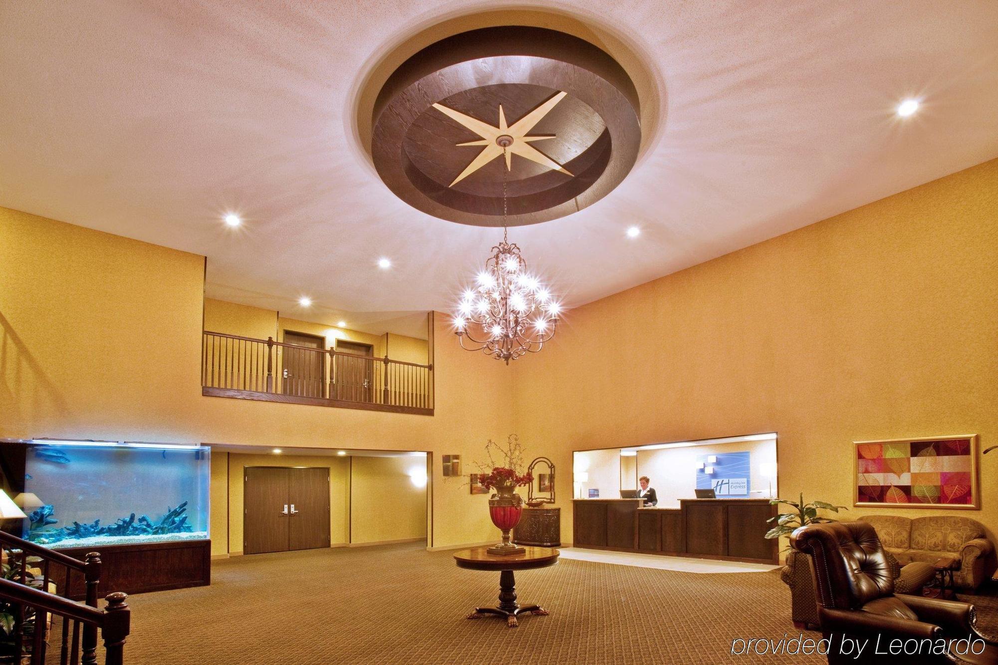 Express Riverfront-davenport By Ihg