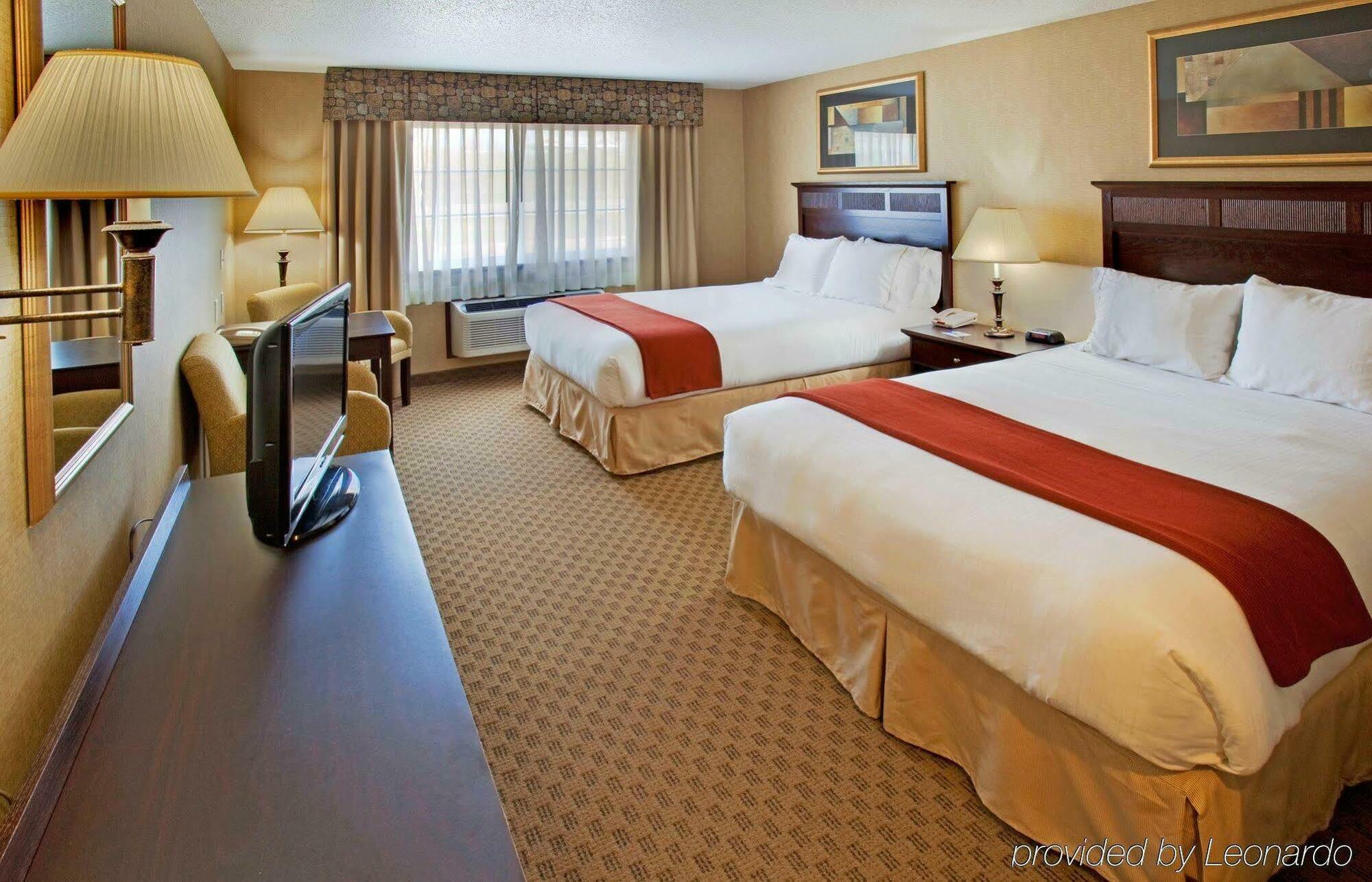 Express Riverfront-davenport By Ihg Le Claire